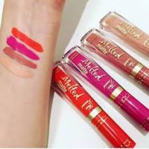 Too Faced I Want Kandee Melted Matte Bundle